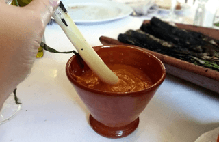 Catalan Spring onion: Calçots